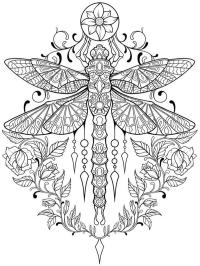 Tatuaggio con libellula farfalla